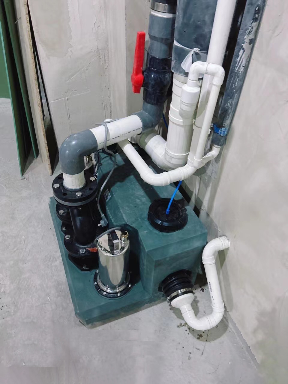 污水提升器