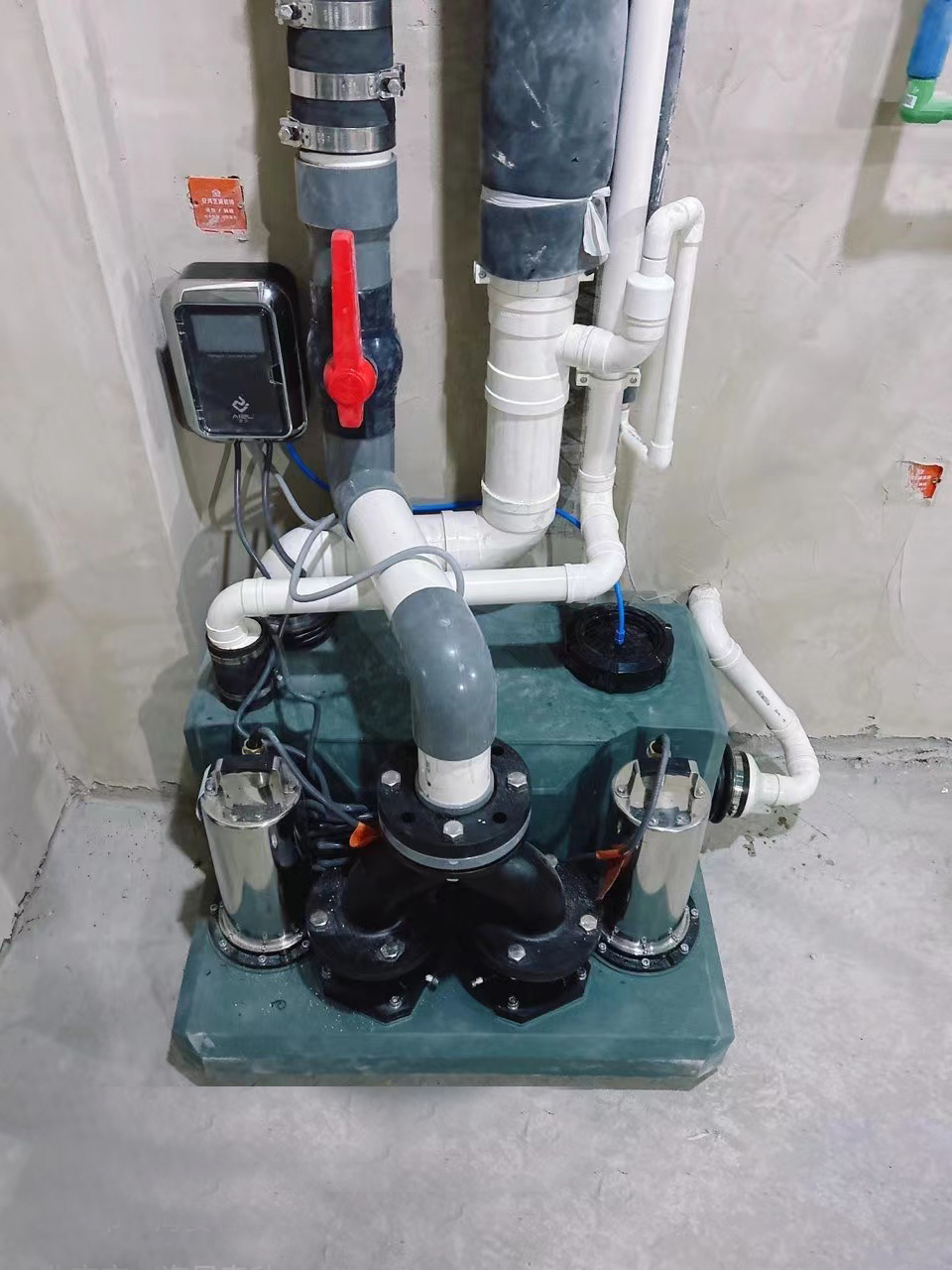 污水提升器