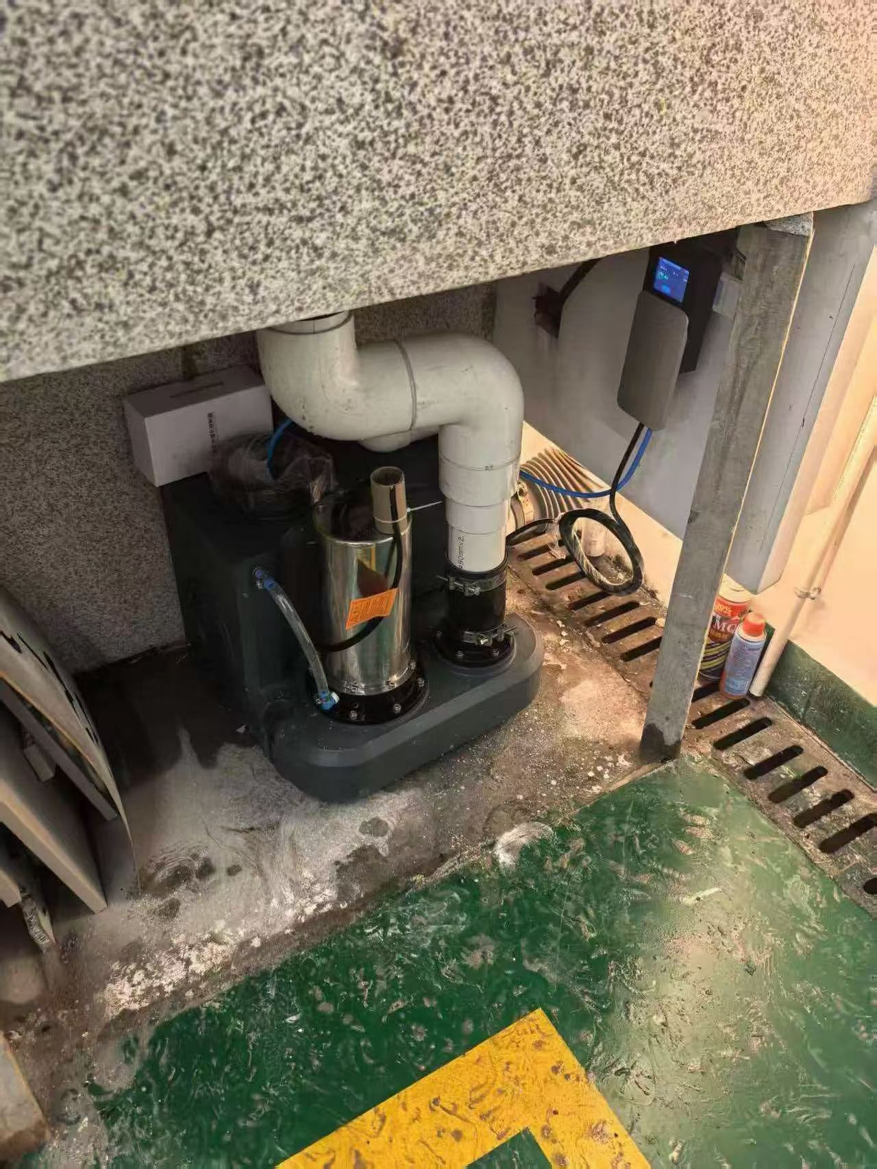 污水提升器