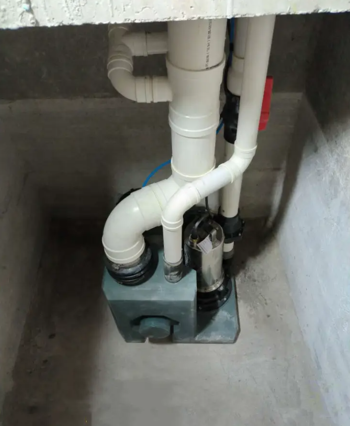 污水提升器