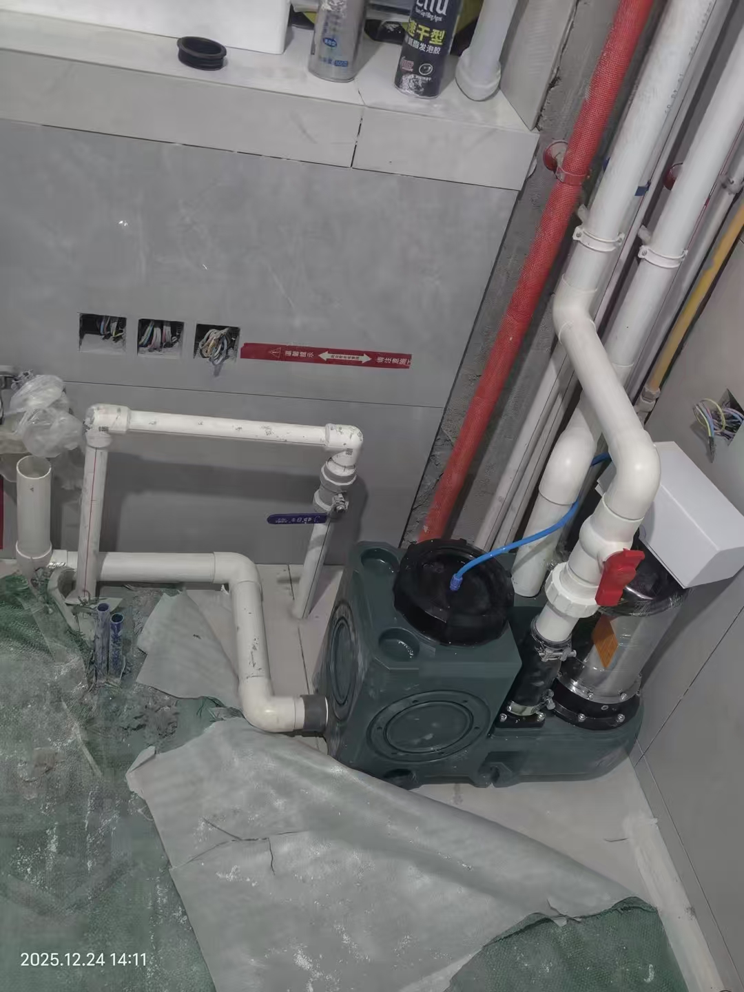 污水提升器