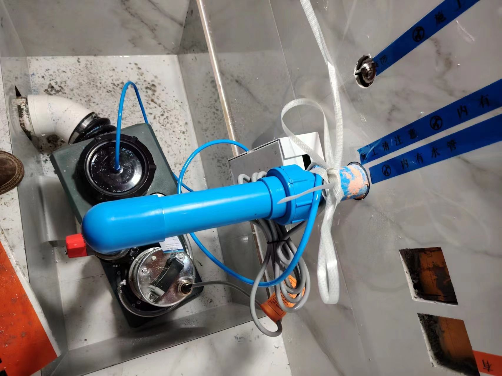 污水提升器